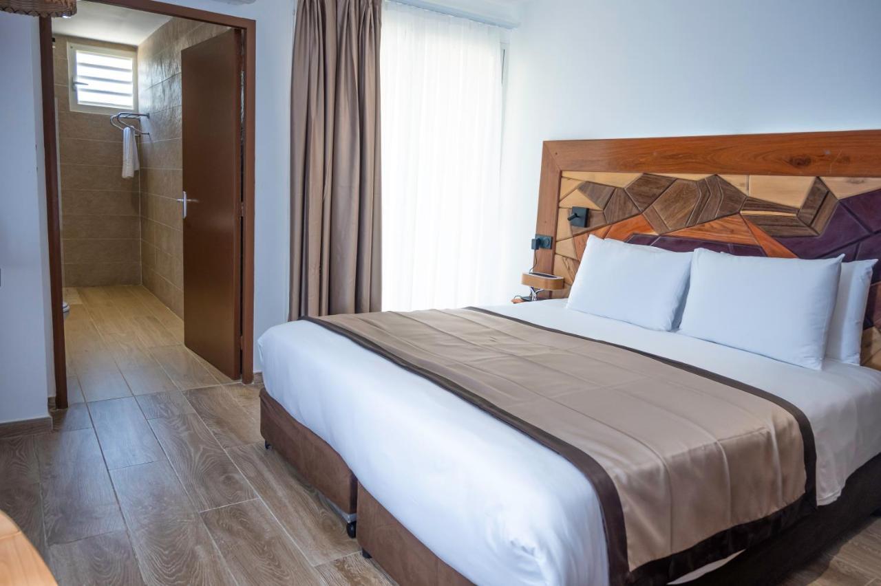 Hotel Belle Terre Resort Macouria-Tonate Bagian luar foto